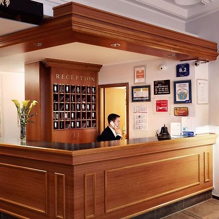 Doria Hotel Дюселдорф Екстериор снимка