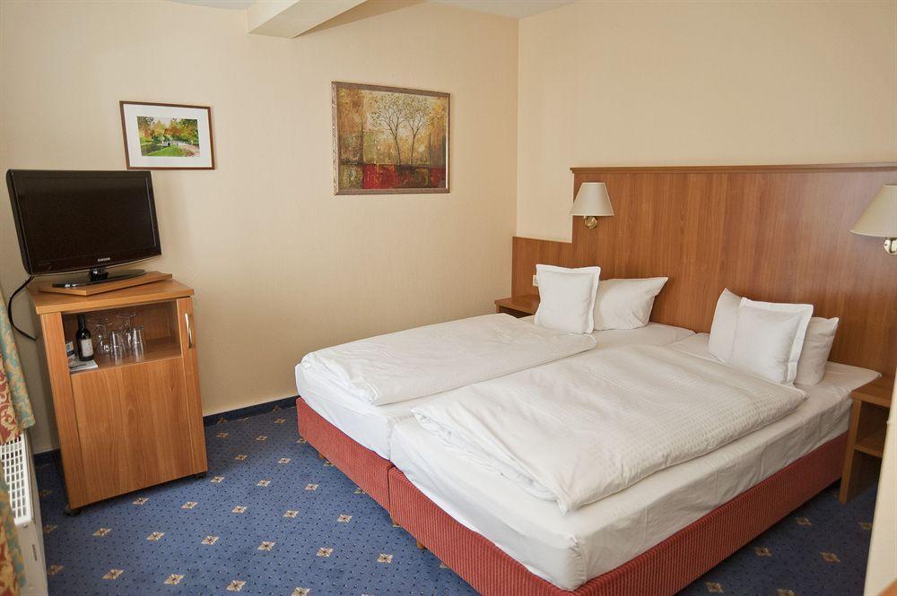 Doria Hotel Дюселдорф Екстериор снимка