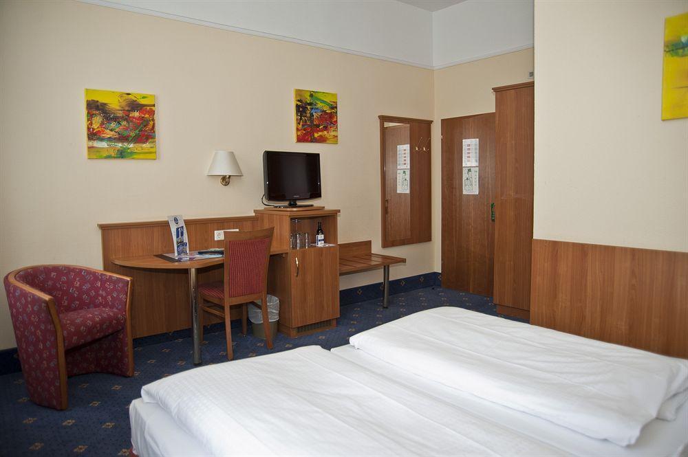 Doria Hotel Дюселдорф Екстериор снимка