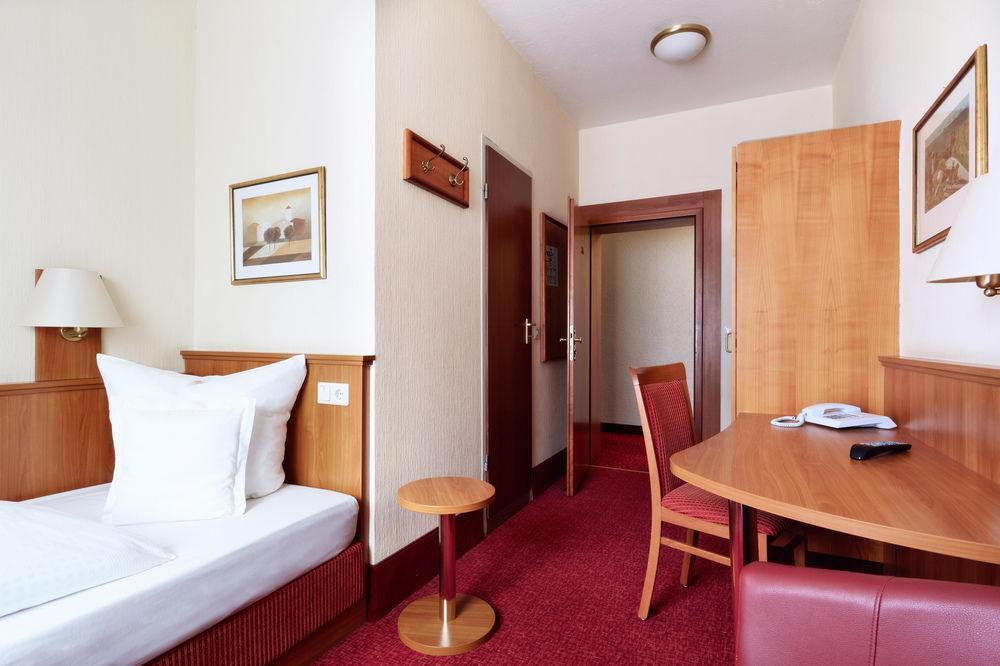 Doria Hotel Дюселдорф Екстериор снимка